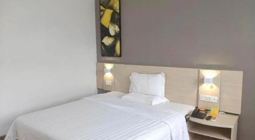 Bed in 7 Days Inn Ningbo Xiangshan Renmin Plaza Branch