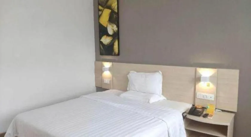 Bed in 7 Days Inn Ningbo Xiangshan Renmin Plaza Branch