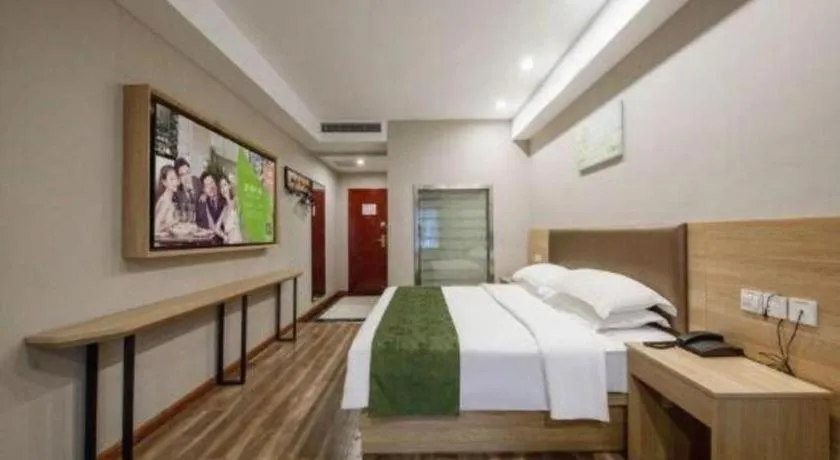 Bed in GreenTree Inn Jiangsu Changzhou Henglin Town Shuntong Road Express Hotel