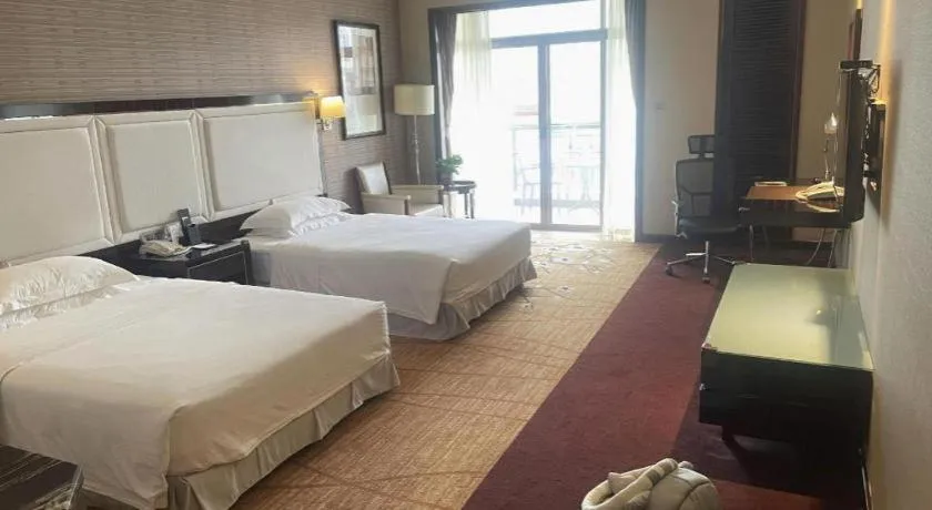 Bed in Country Garden Phoenix Hotel Yangshan