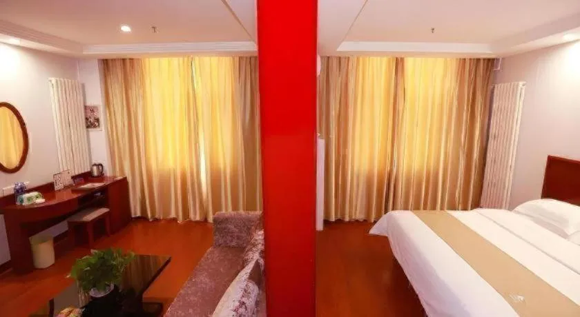 Bed in GreenTree Inn Yinchuan Pedestrian Street East Liqun Street Express Hotel