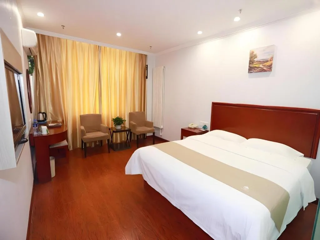 Bed in GreenTree Inn Yinchuan Pedestrian Street East Liqun Street Express Hotel
