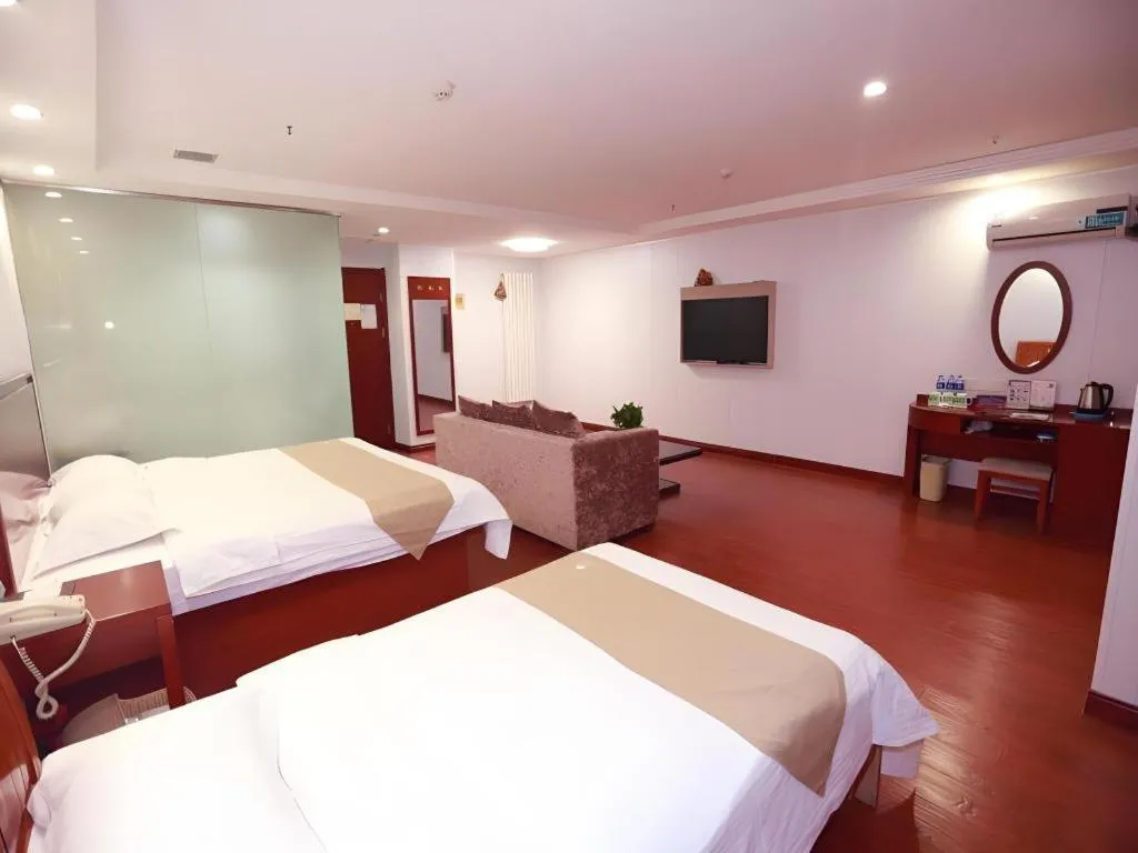 Bed in GreenTree Inn Yinchuan Pedestrian Street East Liqun Street Express Hotel