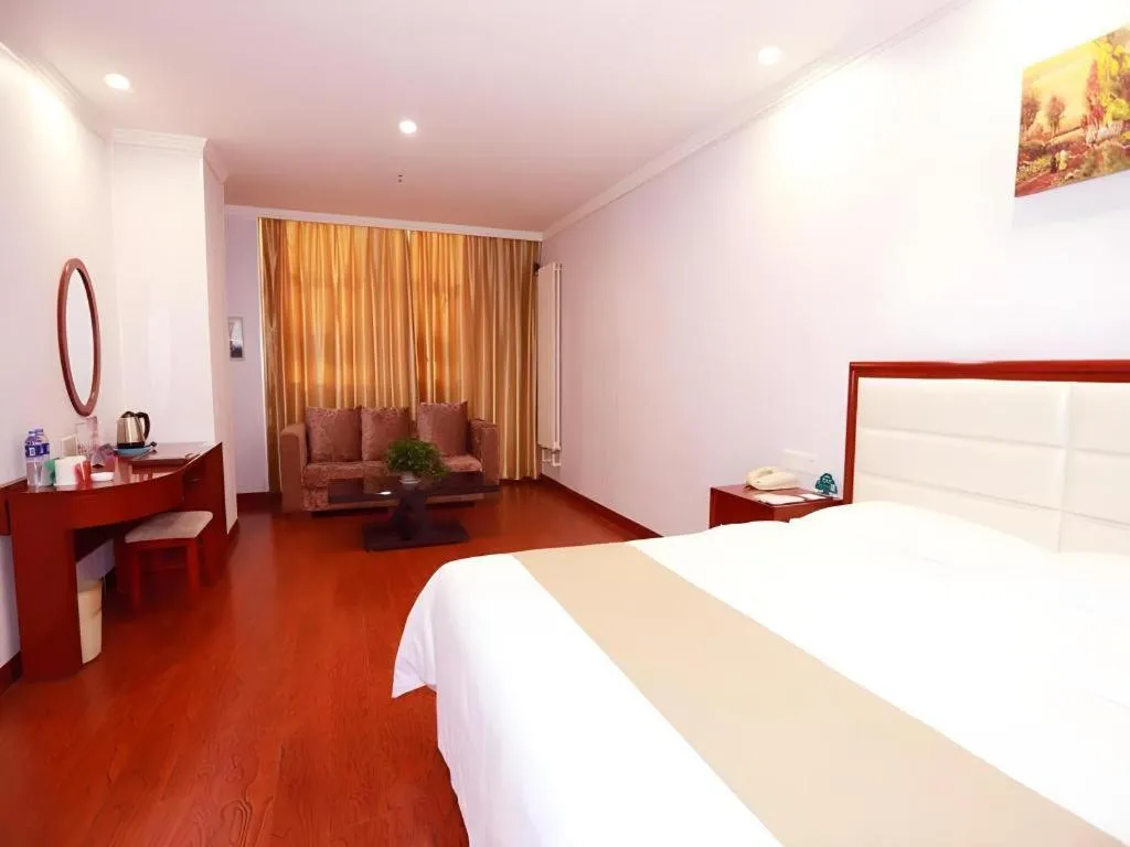 Bed in GreenTree Inn Yinchuan Pedestrian Street East Liqun Street Express Hotel