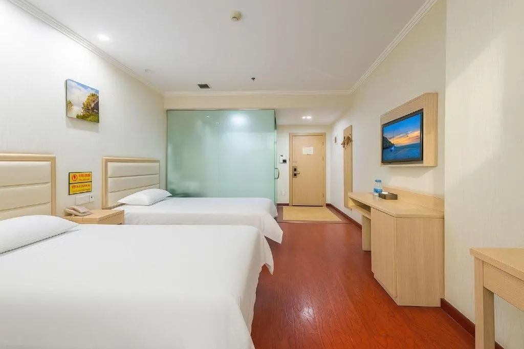 Bed in GreenTree Inn Yinchuan Pedestrian Street East Liqun Street Express Hotel