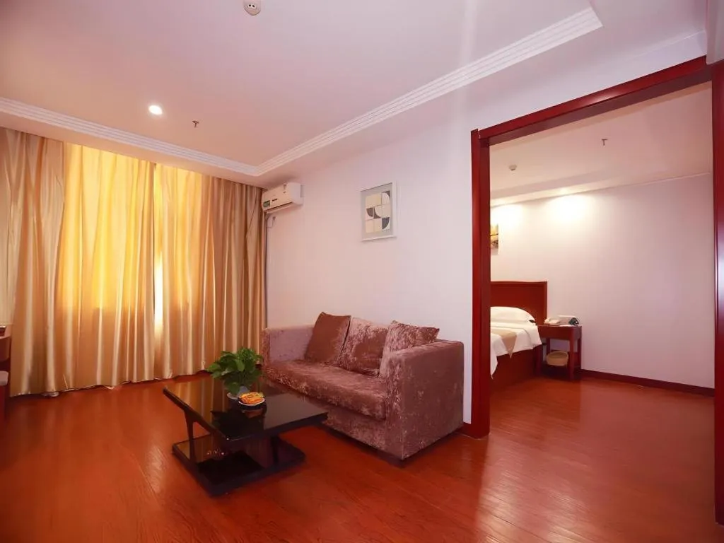 GreenTree Inn Yinchuan Pedestrian Street East Liqun Street Express Hotel