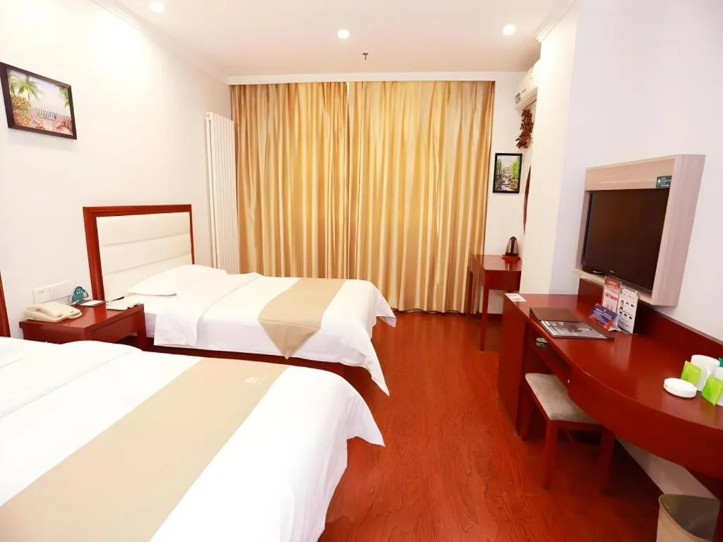 Bed in GreenTree Inn Yinchuan Pedestrian Street East Liqun Street Express Hotel
