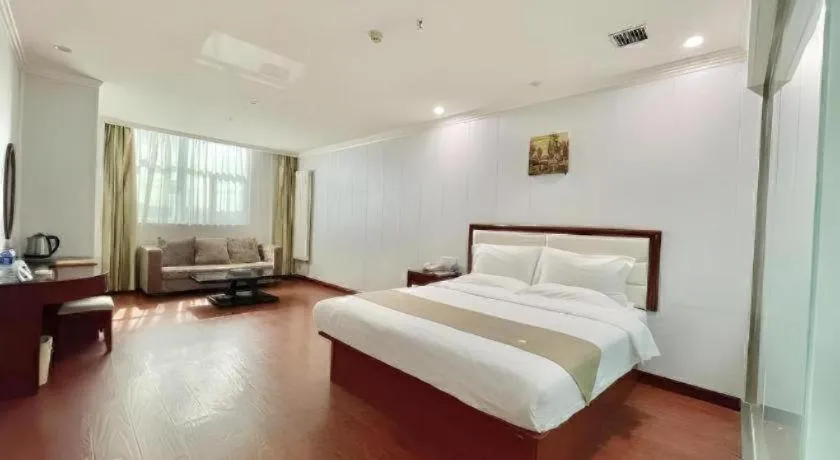 Bed in GreenTree Inn Yinchuan Pedestrian Street East Liqun Street Express Hotel