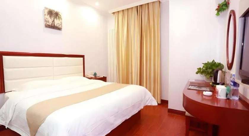 Bed in GreenTree Inn Yinchuan Pedestrian Street East Liqun Street Express Hotel