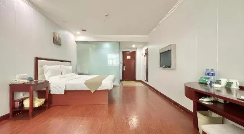 Bed in GreenTree Inn Yinchuan Pedestrian Street East Liqun Street Express Hotel