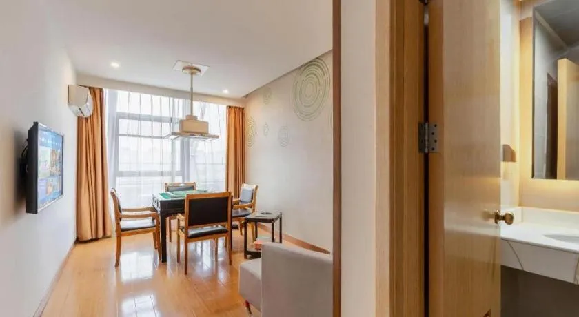 GreenTree Inn Suzhou Changshu North Haiyu Road Changhui Square Express Hotel