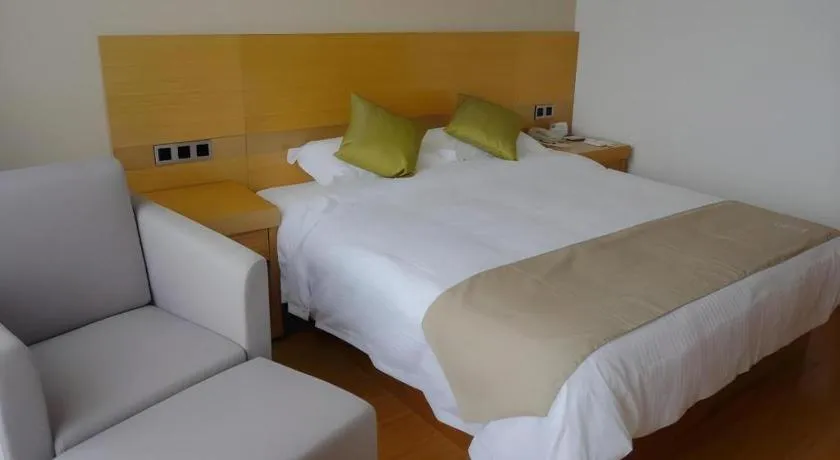 Bed in GreenTree Inn Suzhou Changshu North Haiyu Road Changhui Square Express Hotel