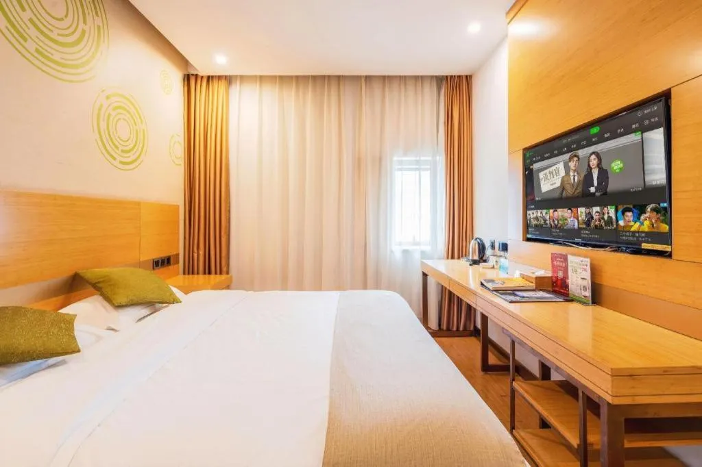 Bed in GreenTree Inn Suzhou Changshu North Haiyu Road Changhui Square Express Hotel