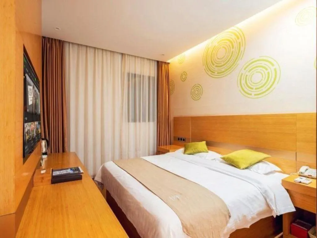 Bed in GreenTree Inn Suzhou Changshu North Haiyu Road Changhui Square Express Hotel