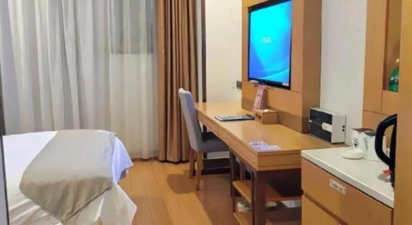Bed in GreenTree Inn Suzhou Changshu North Haiyu Road Changhui Square Express Hotel