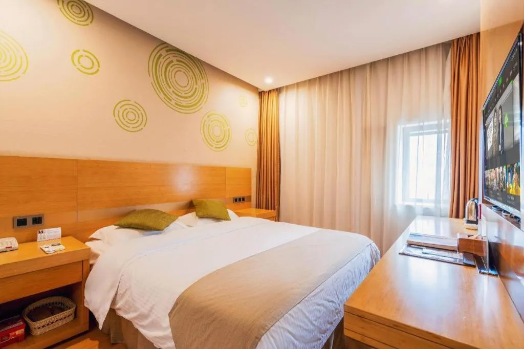 Bed in GreenTree Inn Suzhou Changshu North Haiyu Road Changhui Square Express Hotel