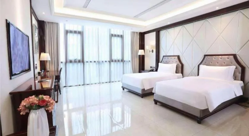 Bed in Jinsha Seaview Hotel Sanya