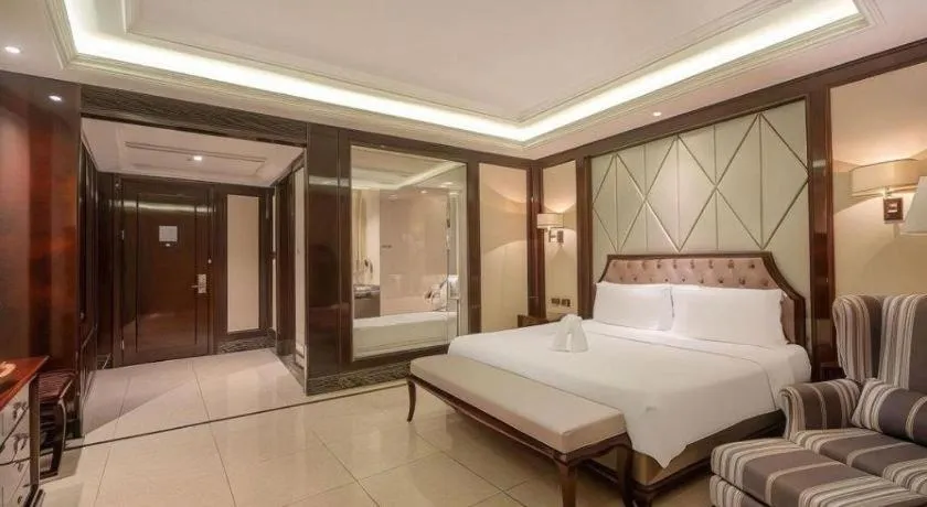 Bed in Jinsha Seaview Hotel Sanya