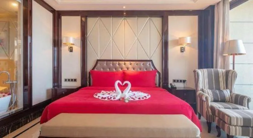 Bed in Jinsha Seaview Hotel Sanya