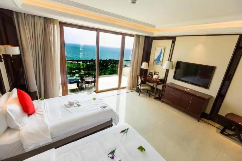 Bed in Jinsha Seaview Hotel Sanya