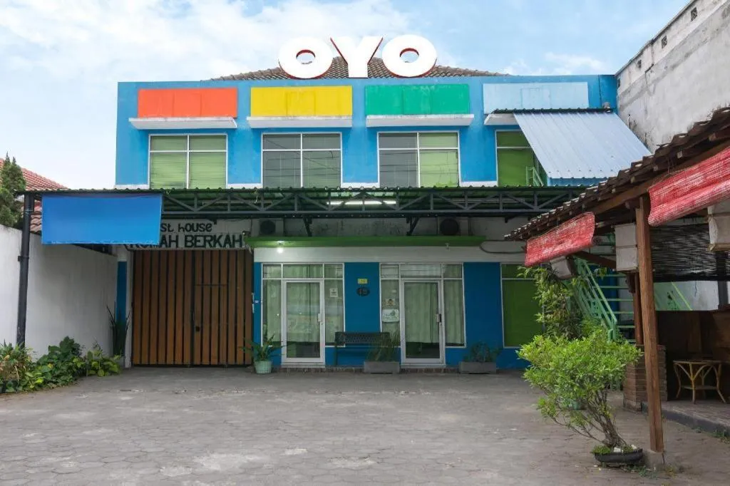 OYO 1242 Penginapan RB Syariah