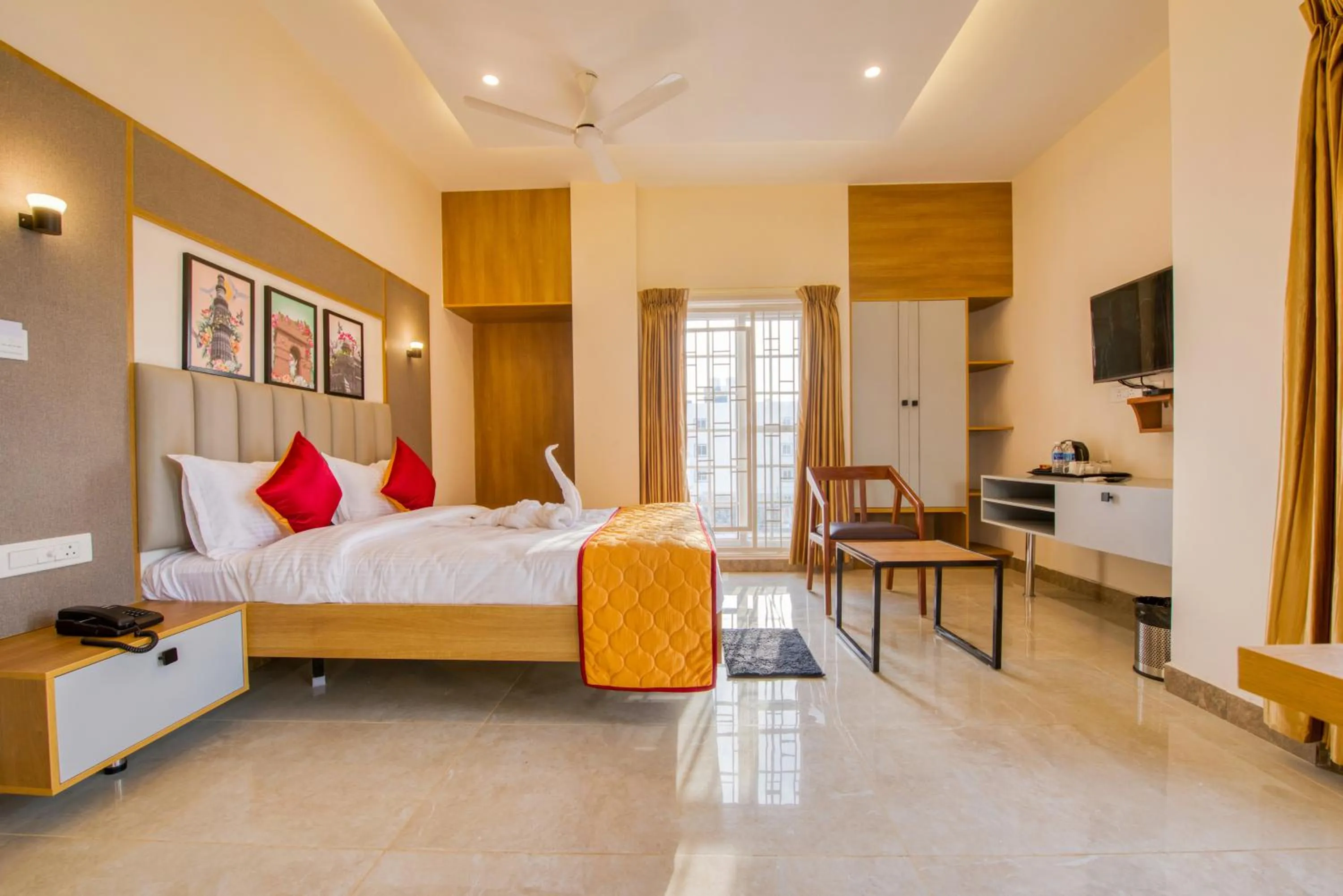 Bedroom, Bed in Hotel Sunlight