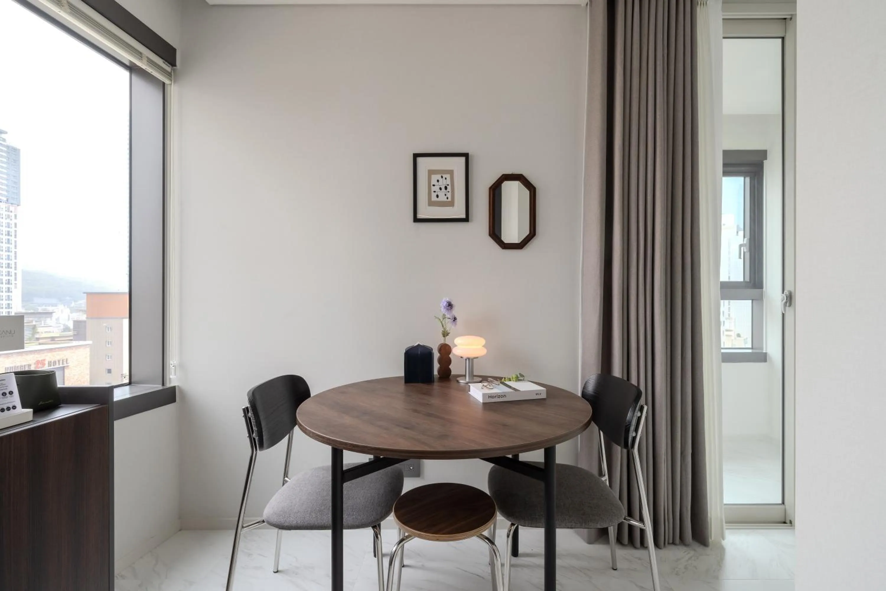 Dining area in Le Collective Haeundae Paragraf