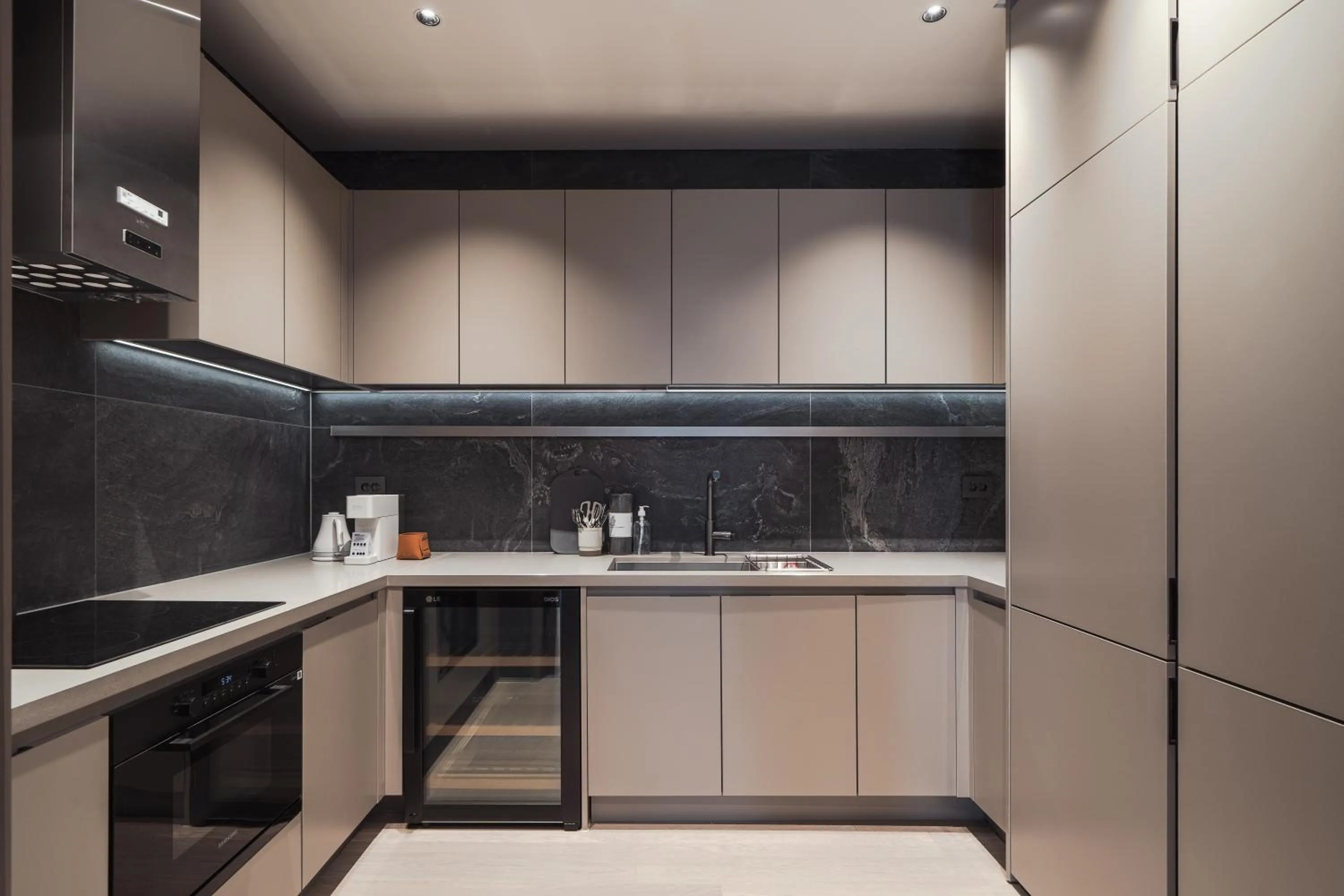 Kitchen or kitchenette in Le Collective Haeundae Paragraf