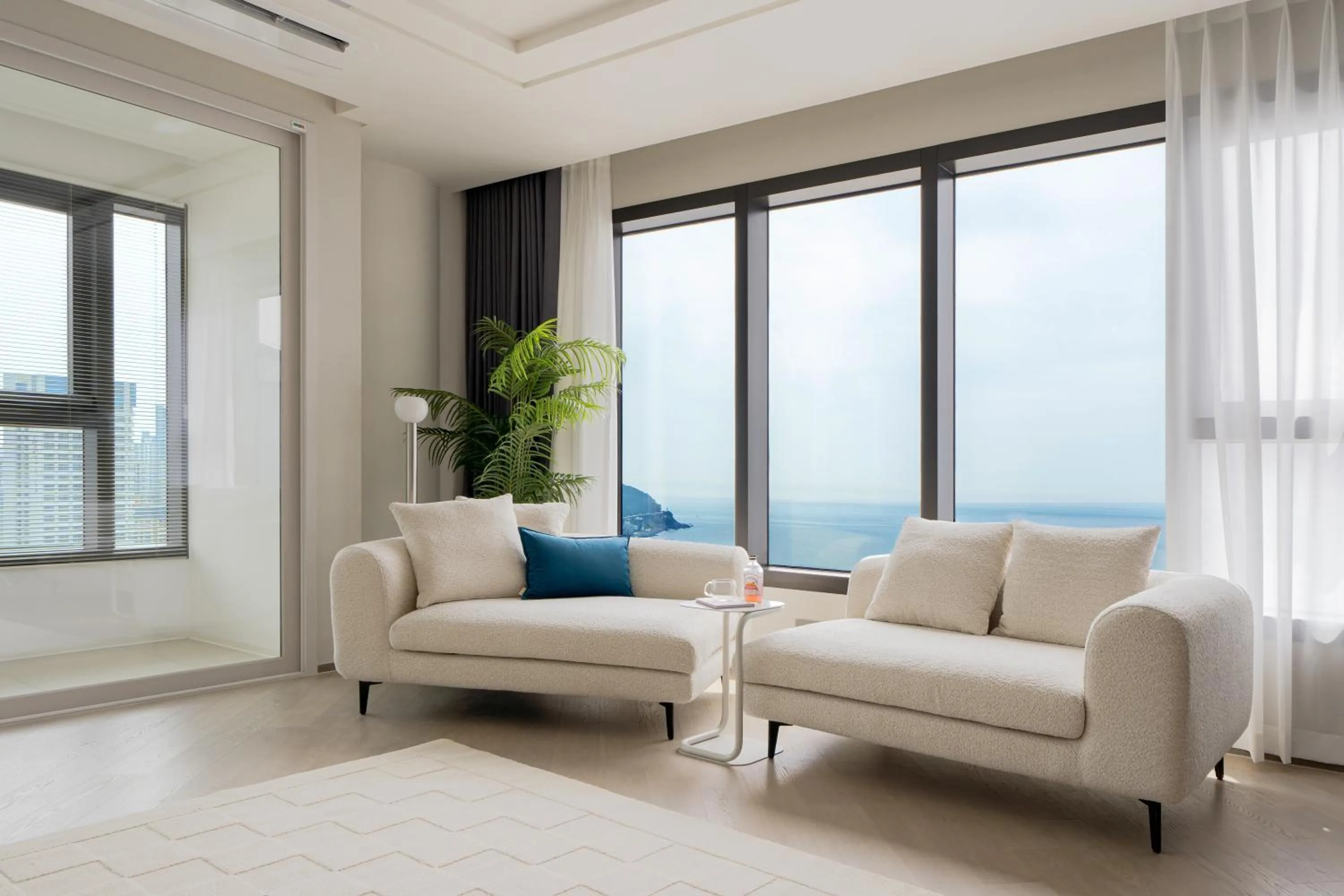 Living room in Le Collective Haeundae Paragraf