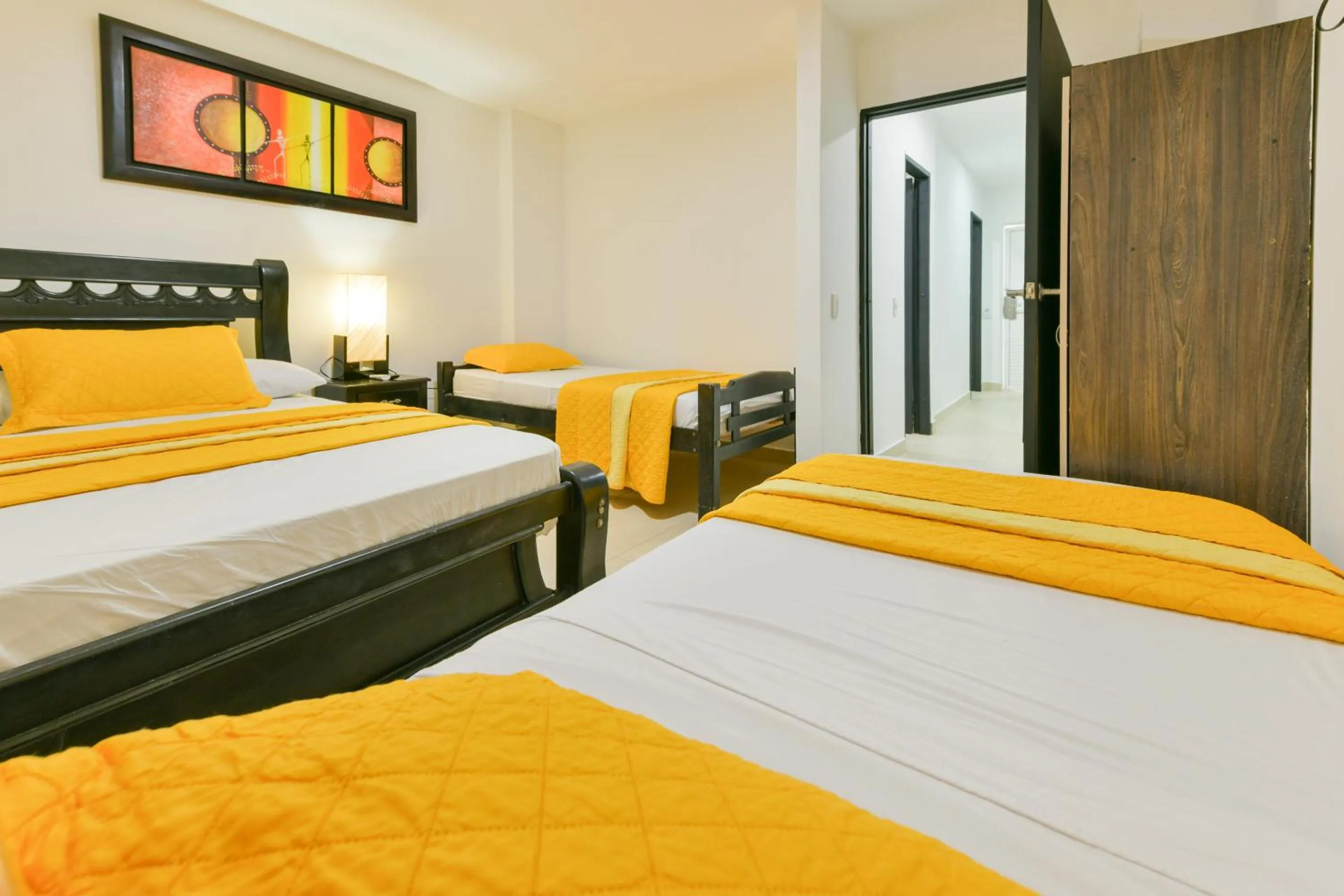 Bed in Caribbean Island Hotel piso 1