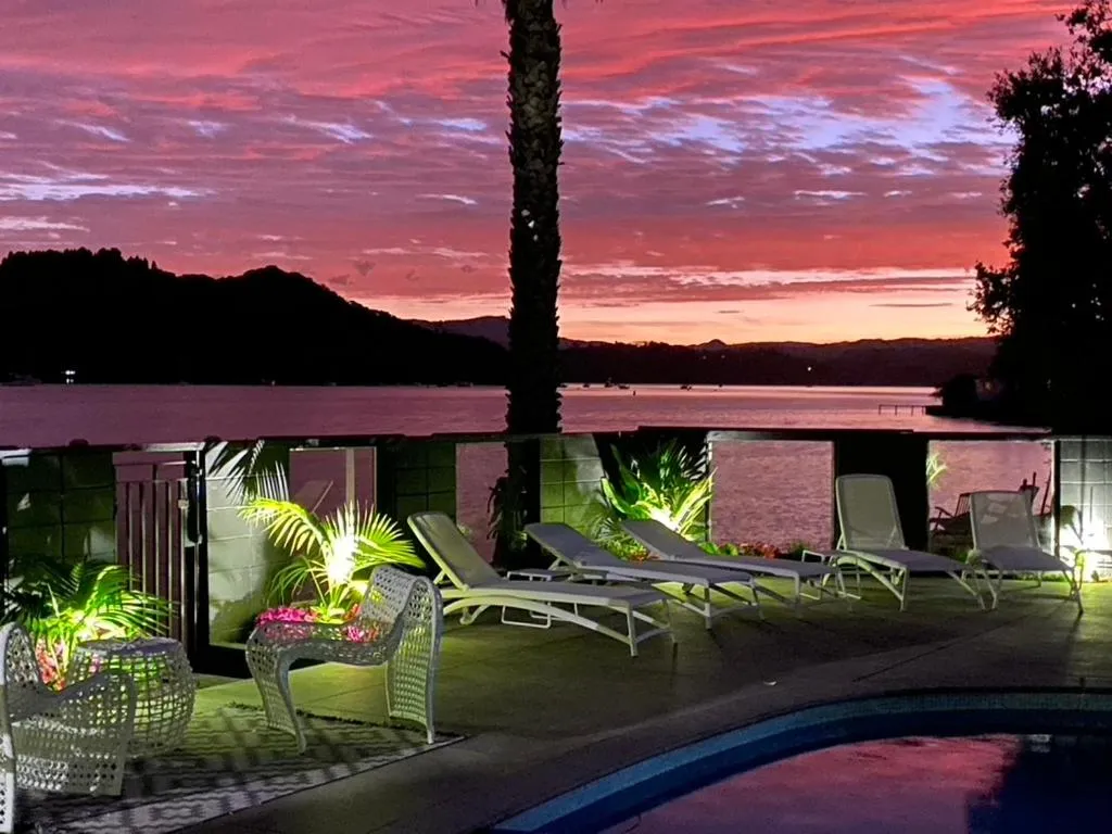 Sunset in Oceans 88 Whitianga Coastal Suites
