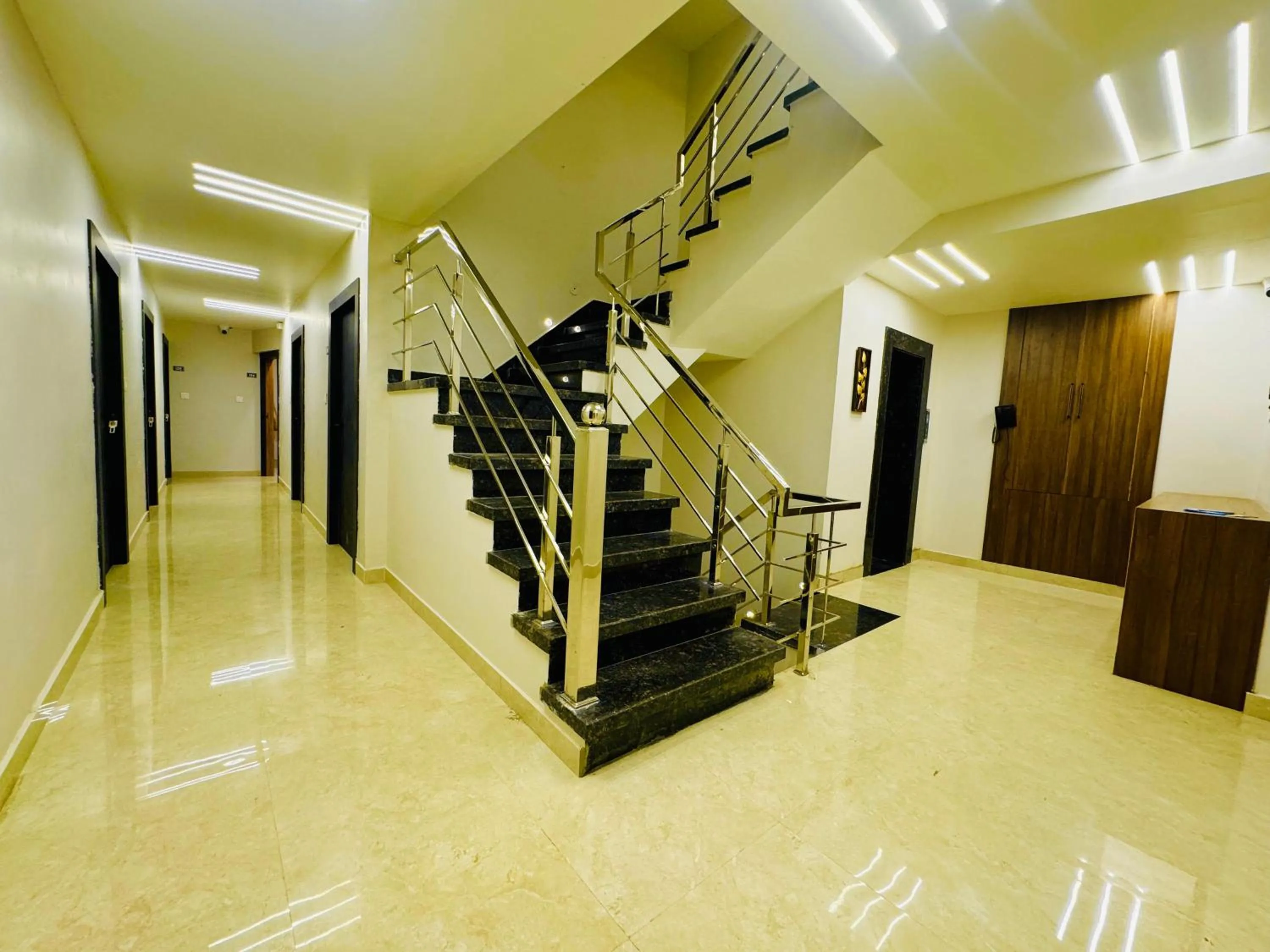 Lobby or reception in Hotel Najaf Palace