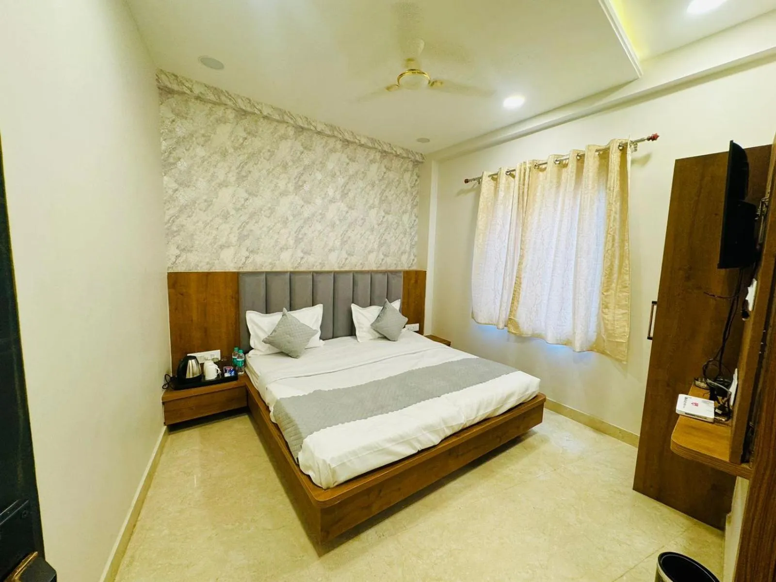 Bed in Hotel Najaf Palace