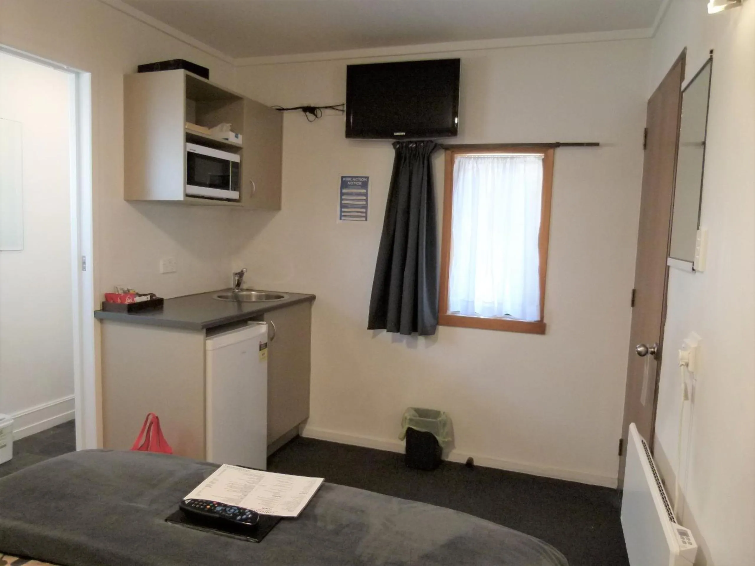 Centennial Court Hotel