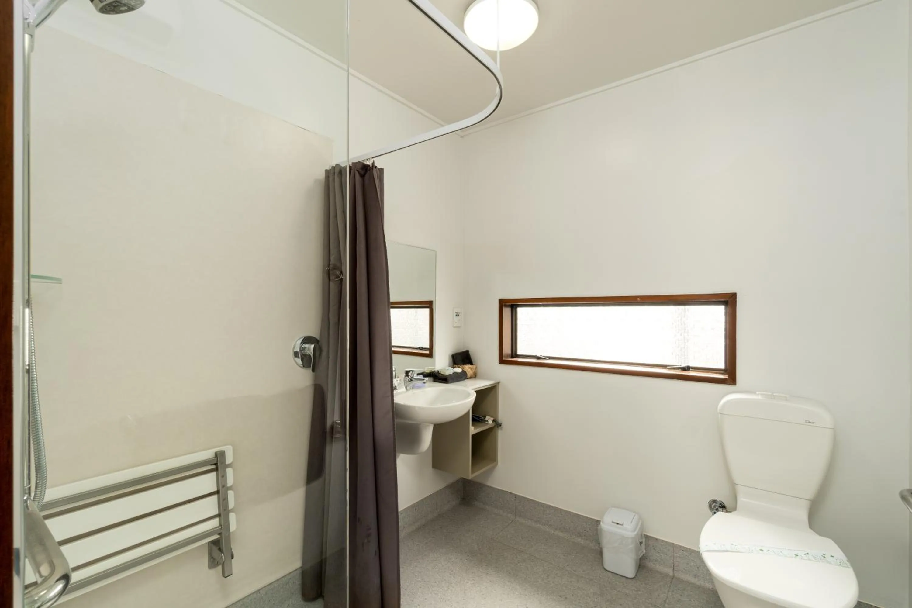 Centennial Court Hotel