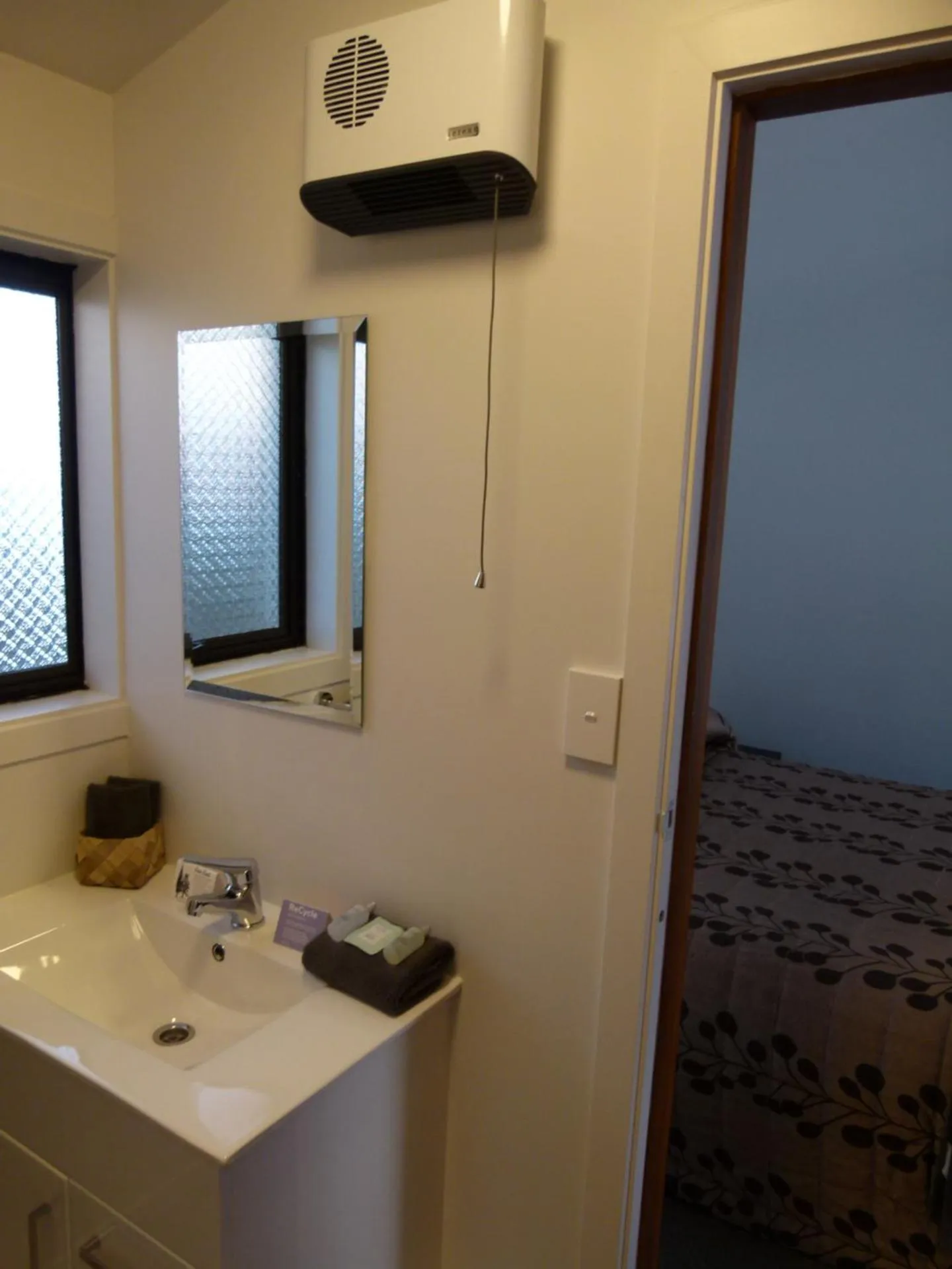 Centennial Court Hotel