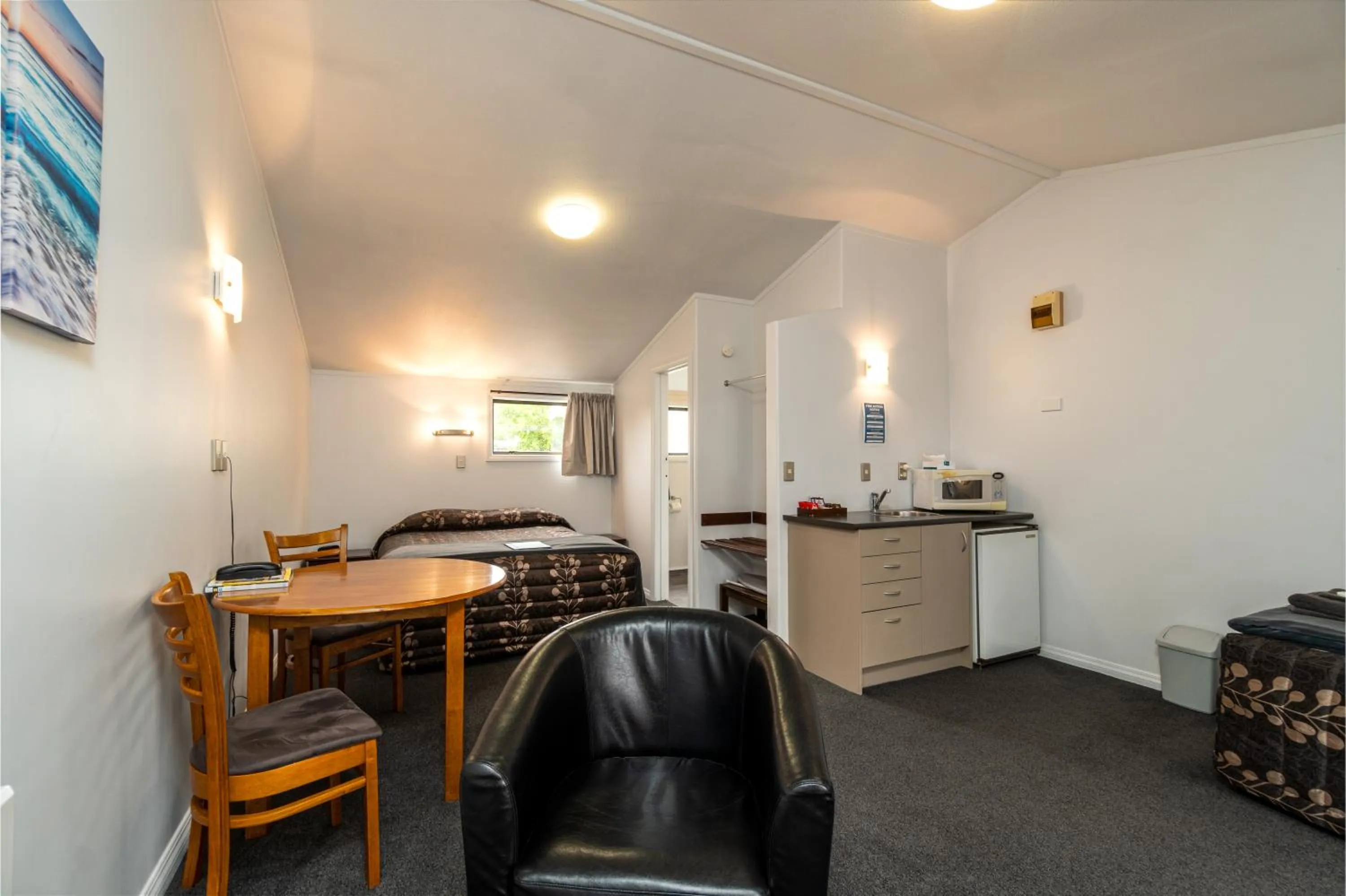 Centennial Court Hotel