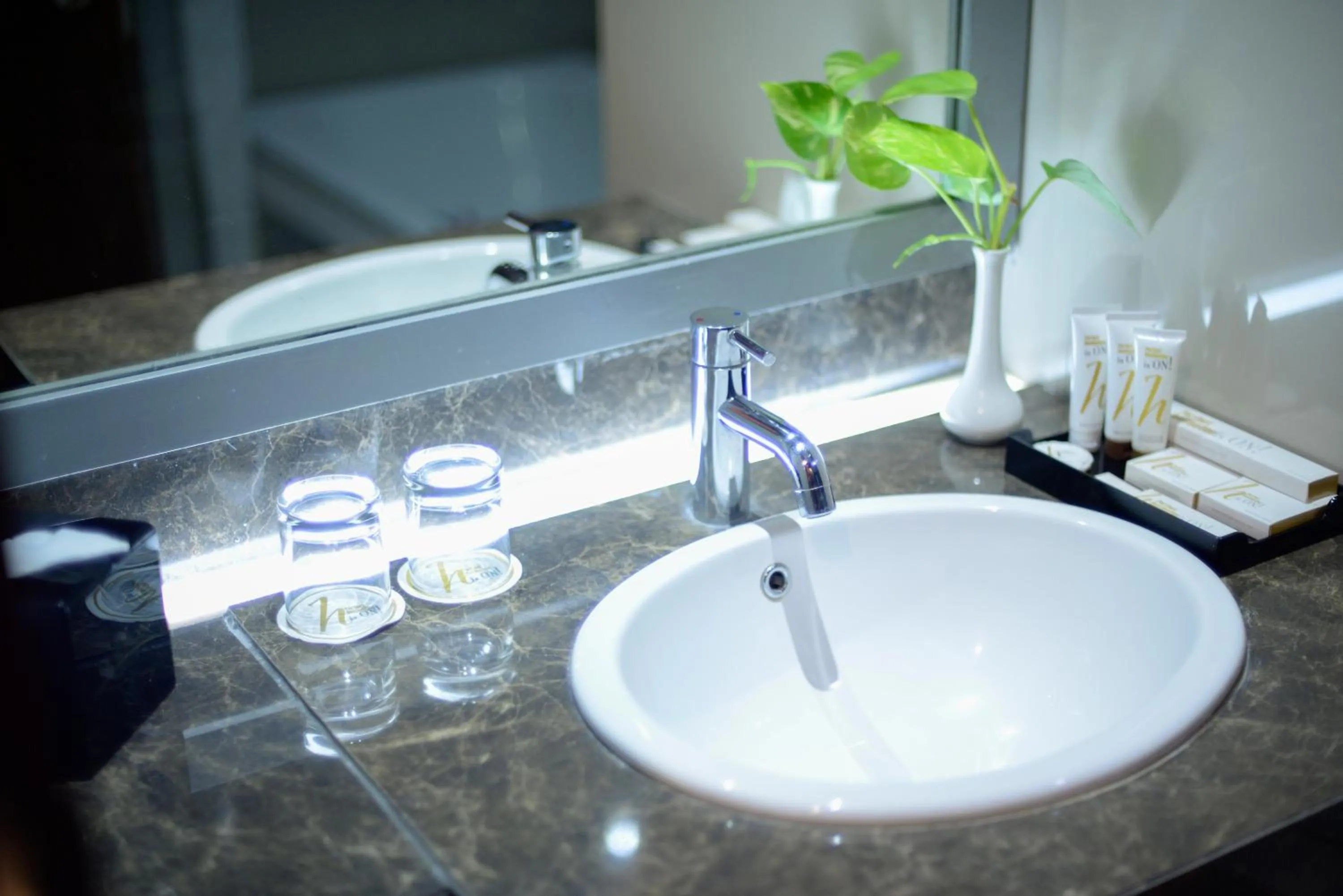 Bathroom in Howard Johnson By Wyndham Pekalongan