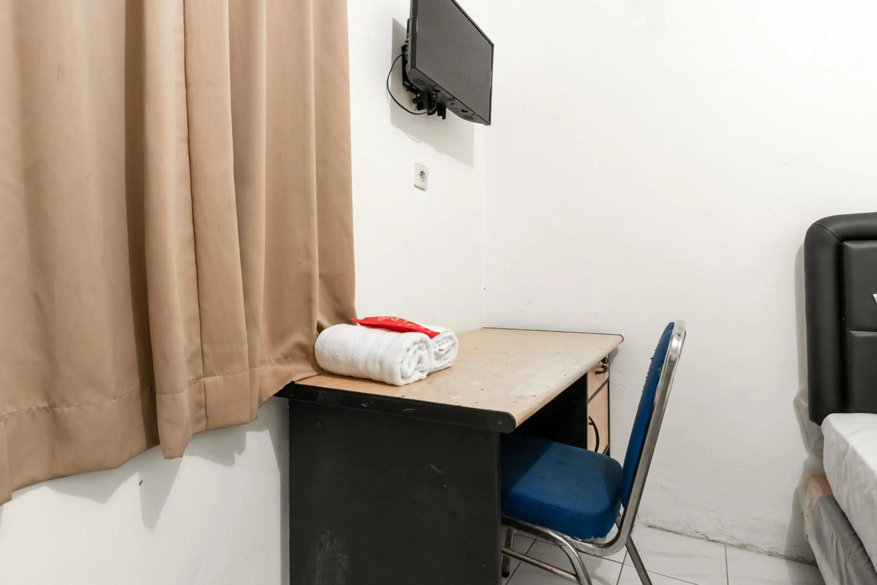 Other in RedDoorz near Pondok Indah Water Park