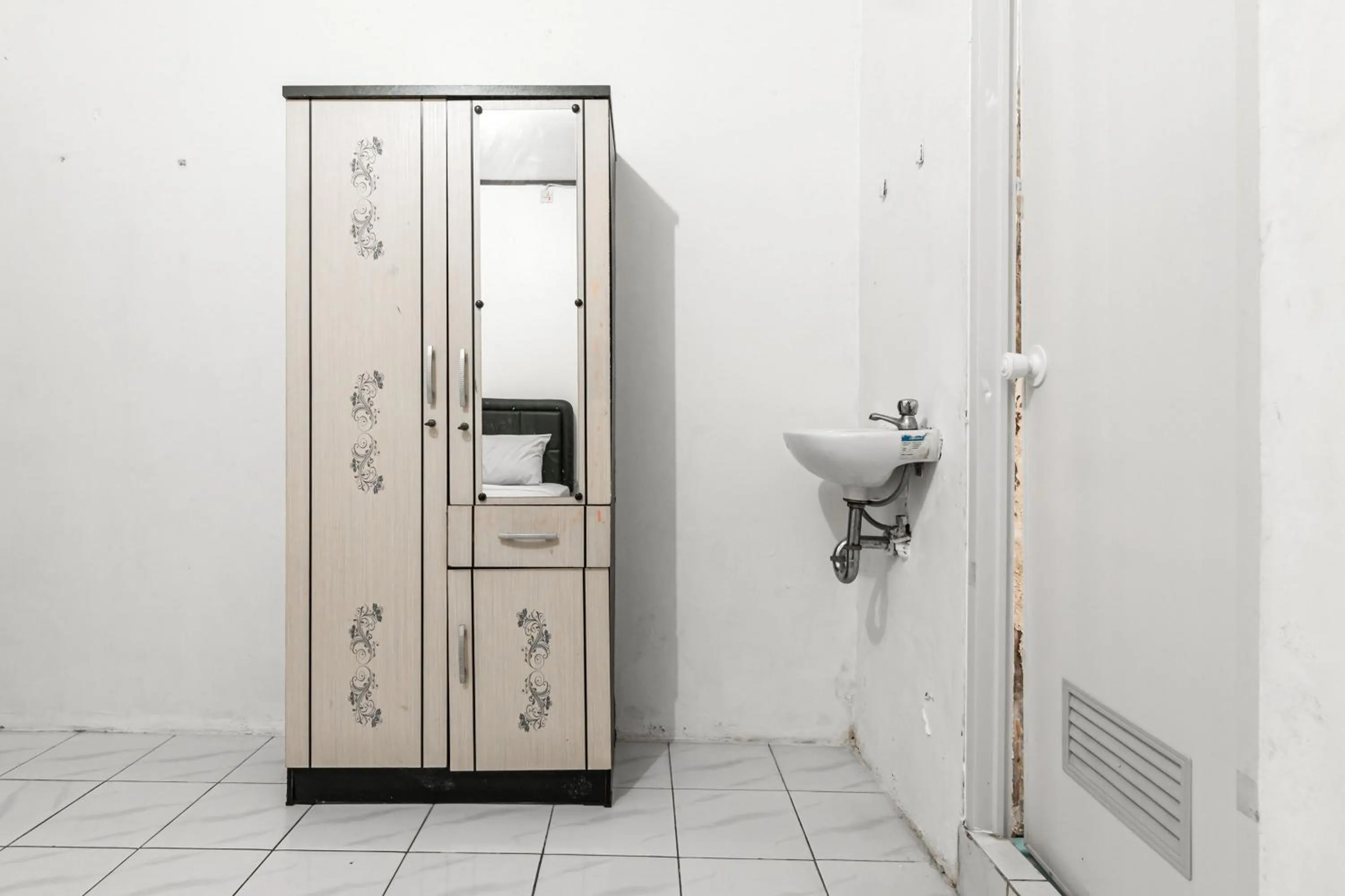 Other in RedDoorz near Pondok Indah Water Park