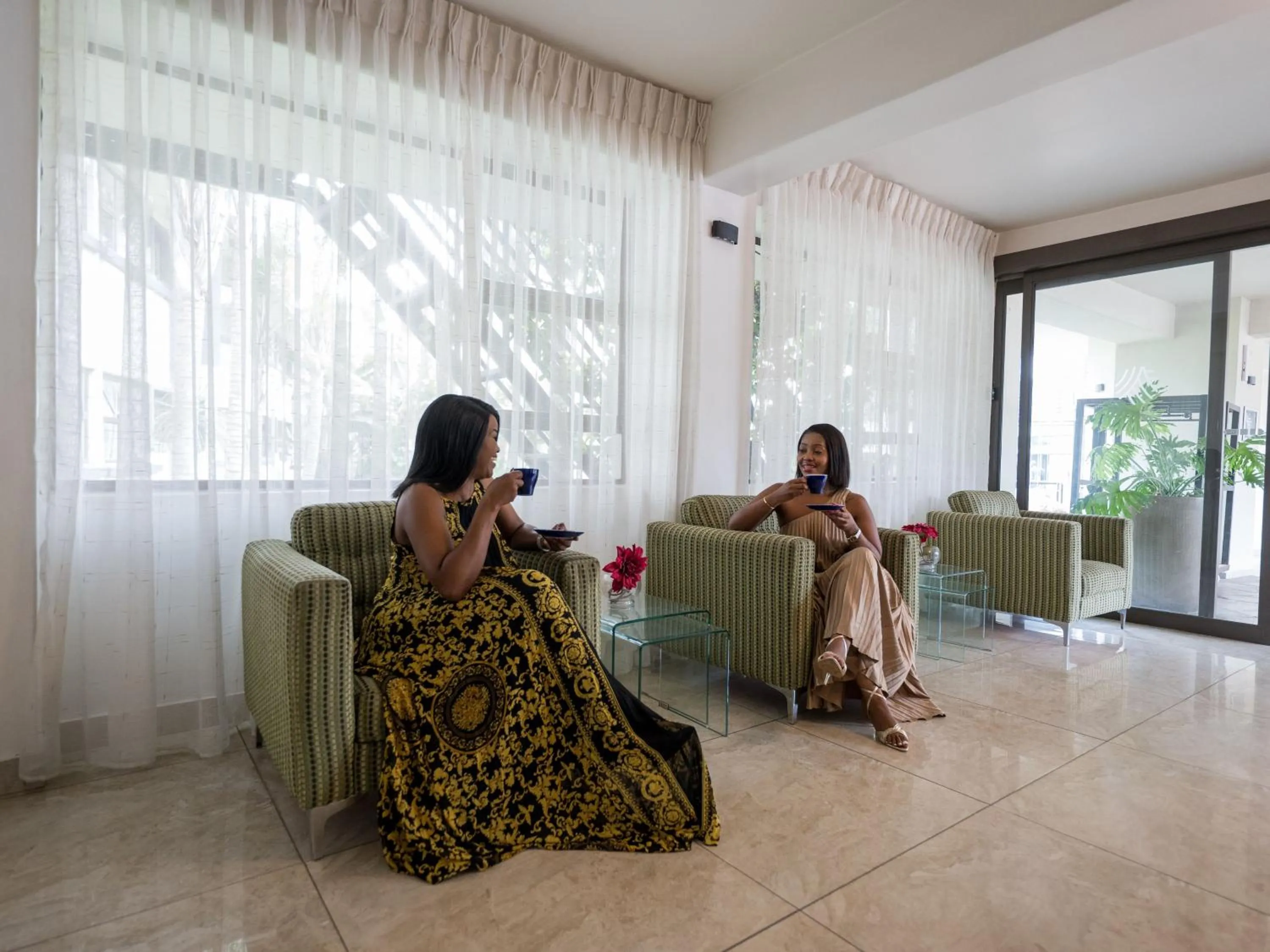 Living room in ANEW Hotel & Convention Centre OR Tambo Johannesburg