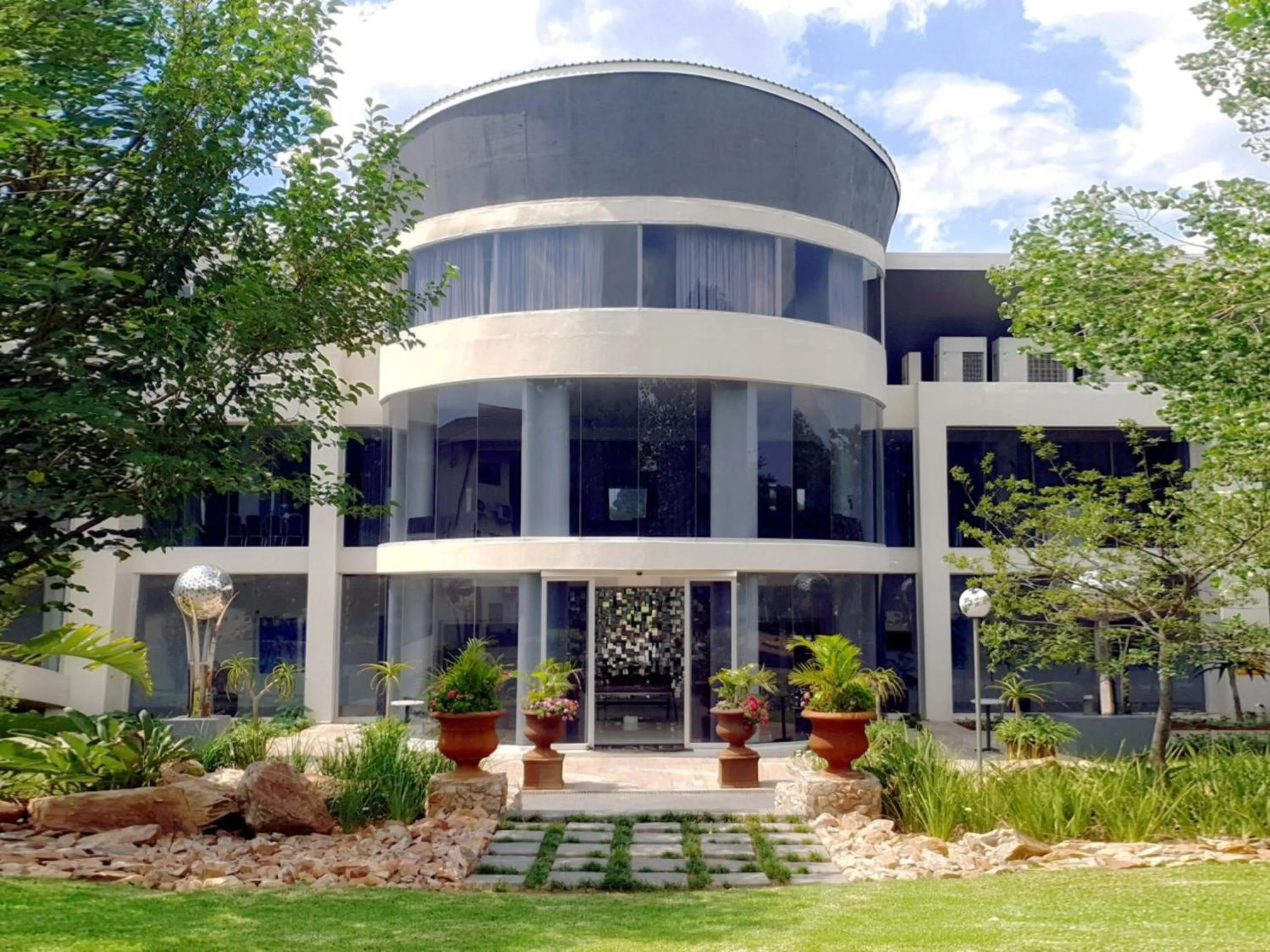 Property building in ANEW Hotel & Convention Centre OR Tambo Johannesburg