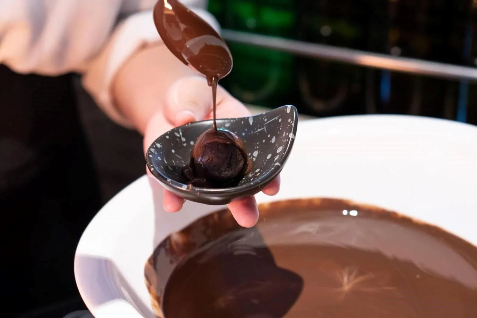 Restaurant/places to eat in Mövenpick Hotel Sukhumvit 15 Bangkok