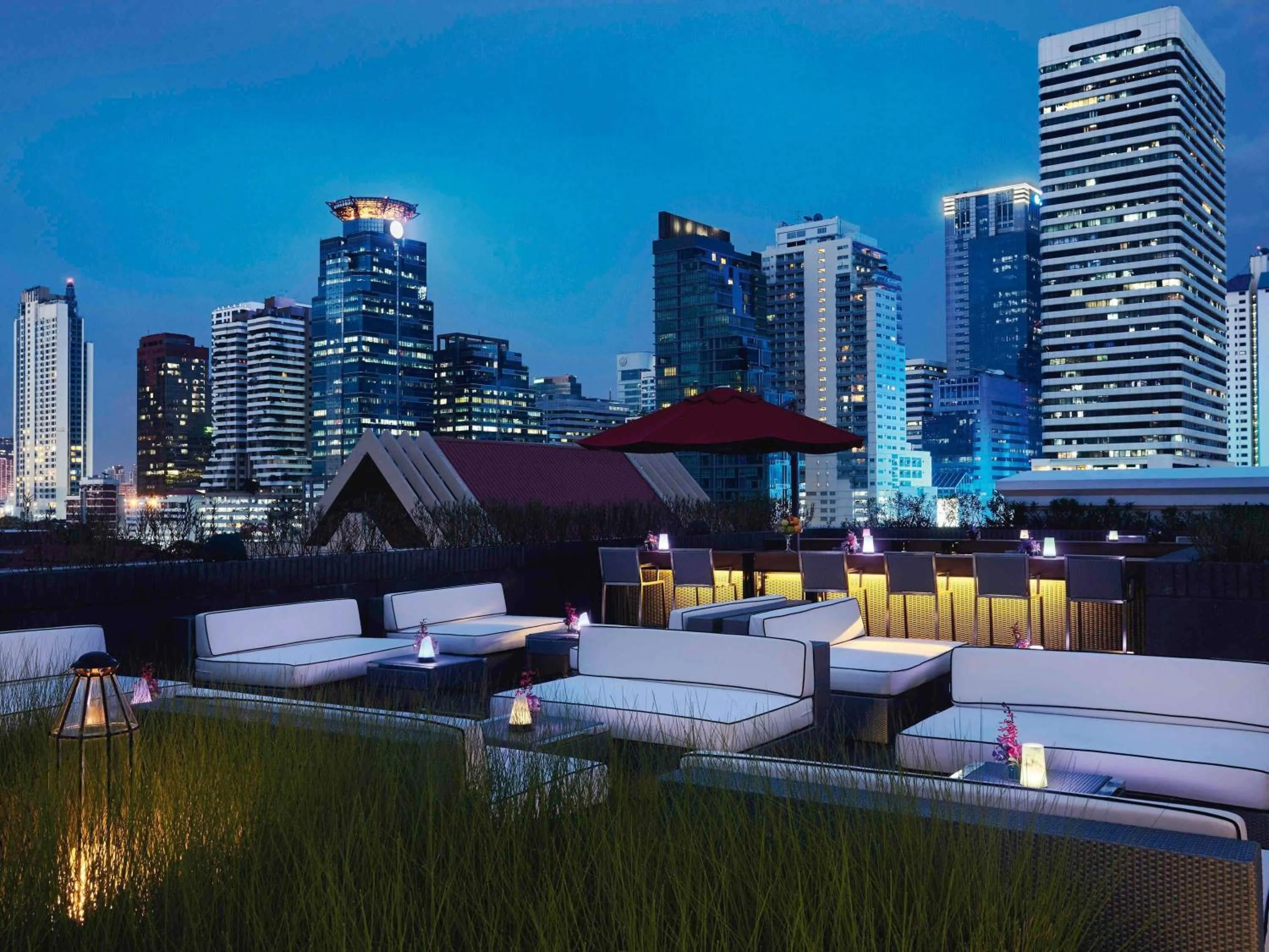 Property building in Mövenpick Hotel Sukhumvit 15 Bangkok