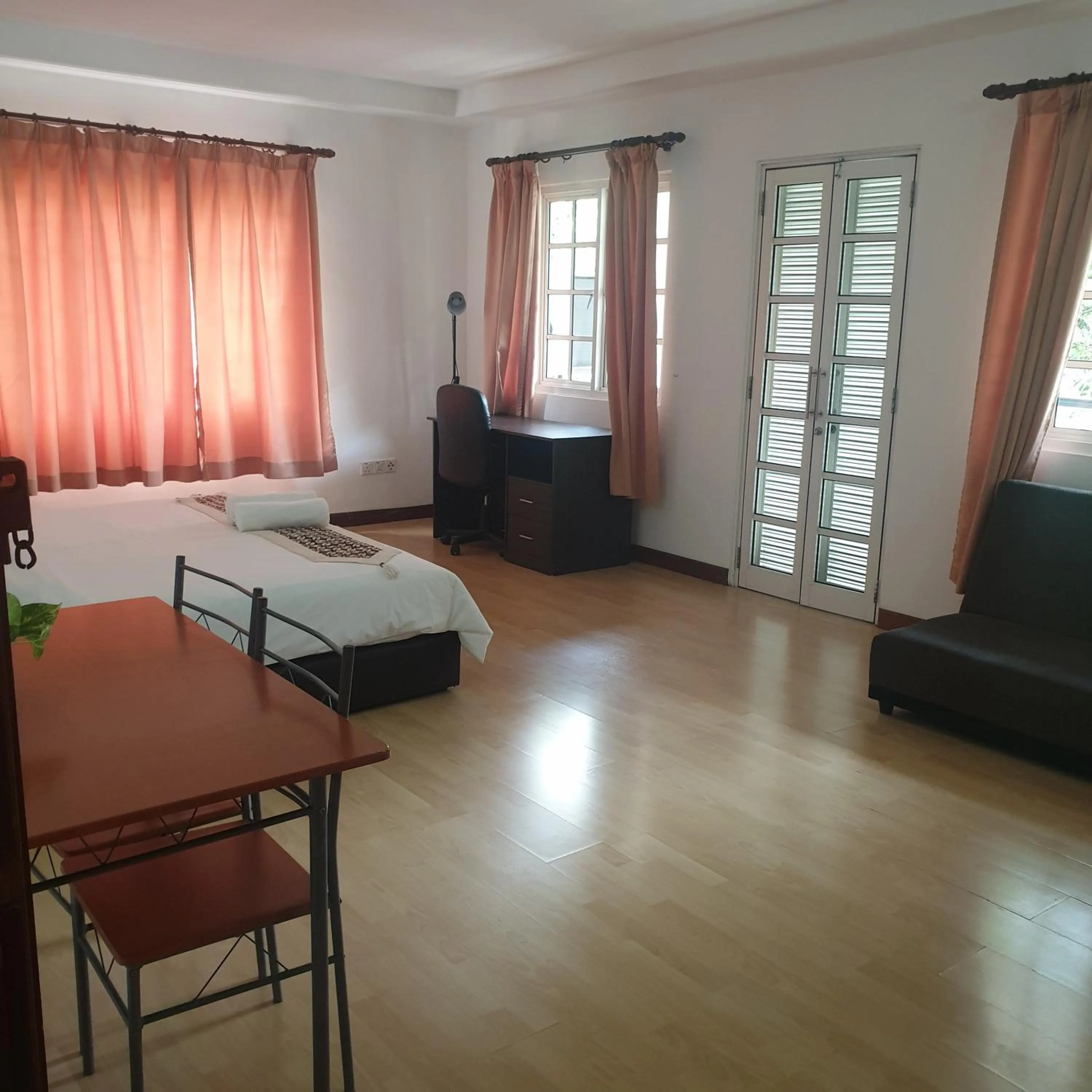 Bed in 5 Twenty @ Ampang Hilir