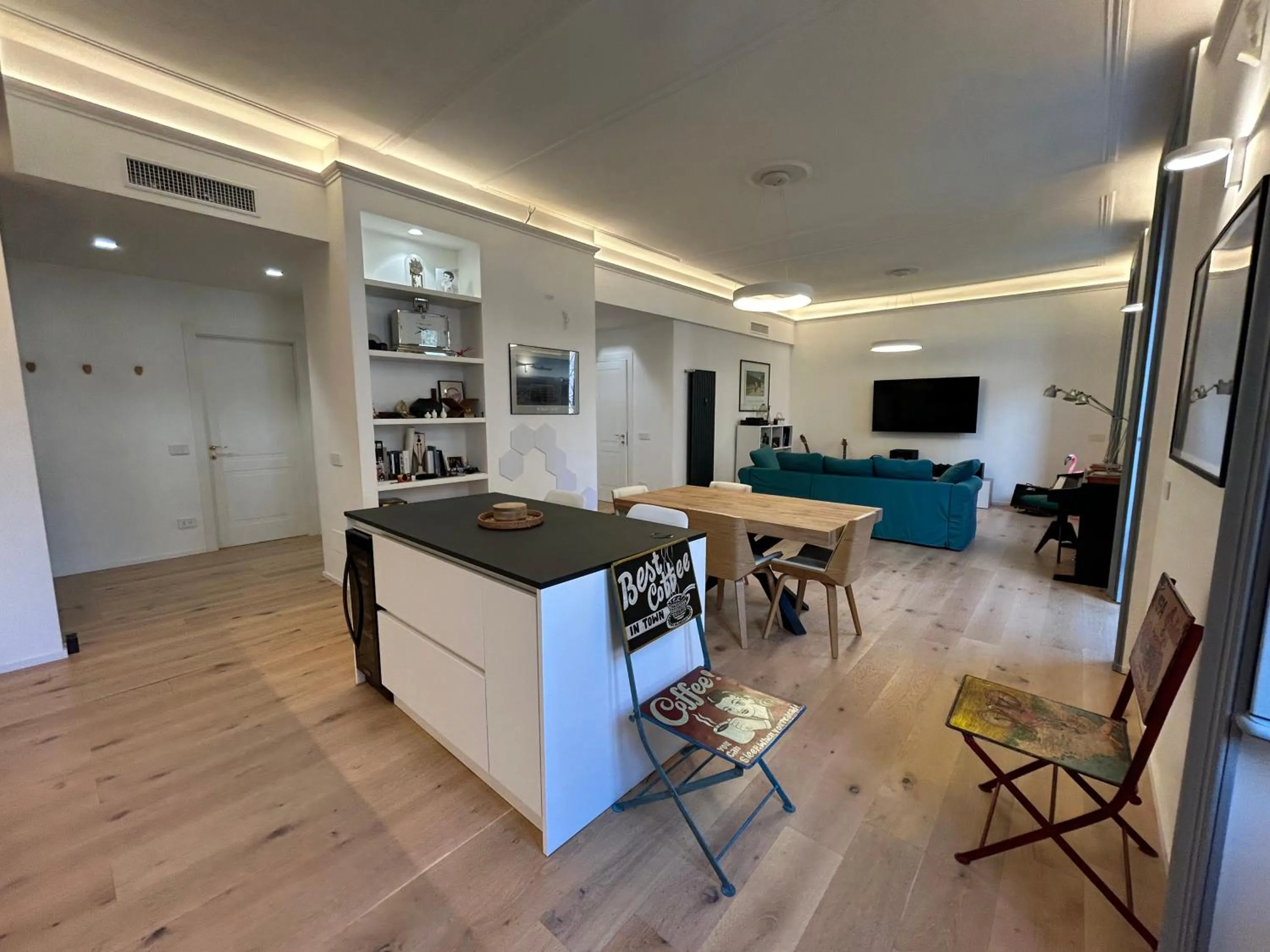 Living room in Room in Stunning Central Open Space Apartment