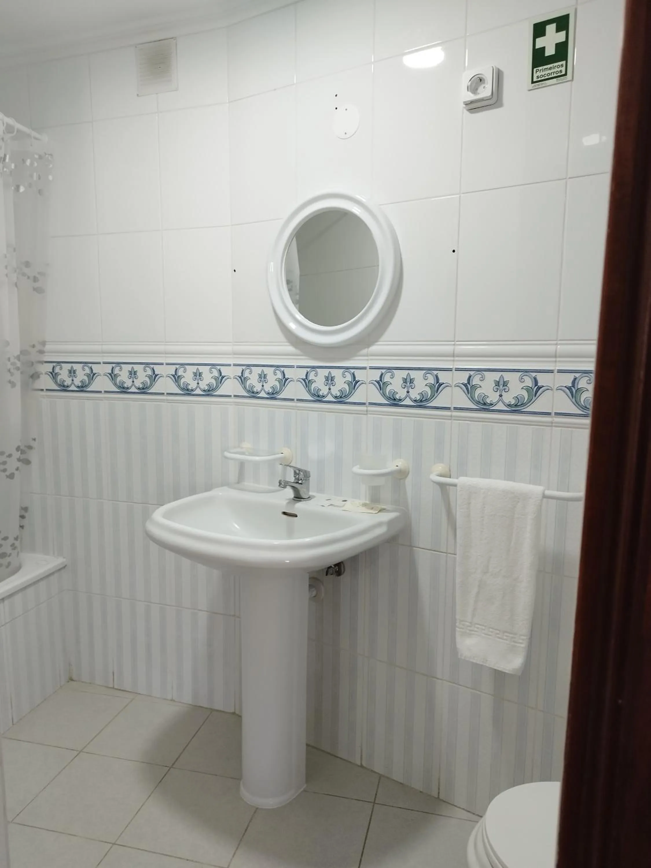 Bathroom in Alojamento Central II