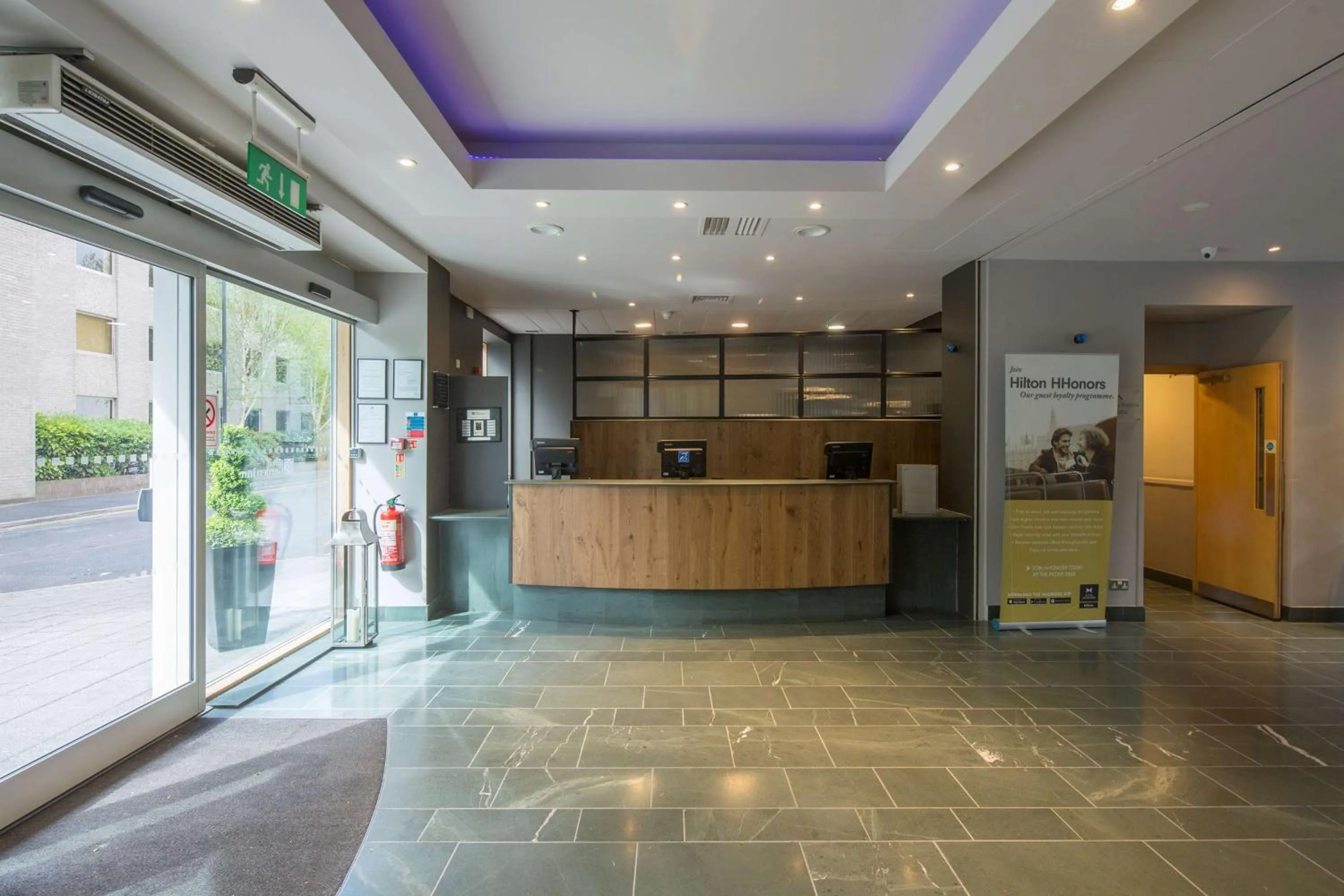 Lobby or reception in Hilton Garden Inn Bristol City Centre