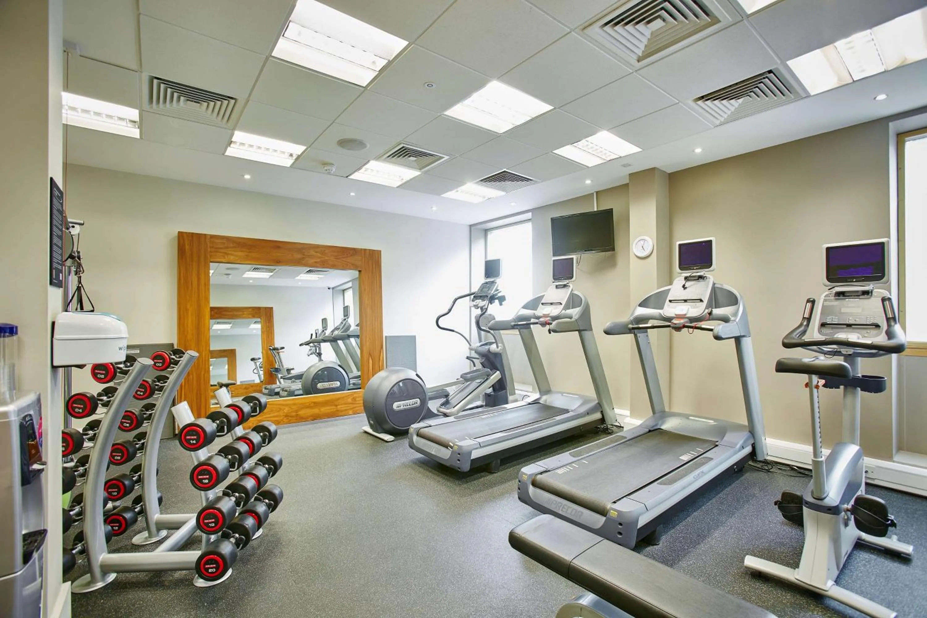 Fitness centre/facilities in Hilton Garden Inn Bristol City Centre