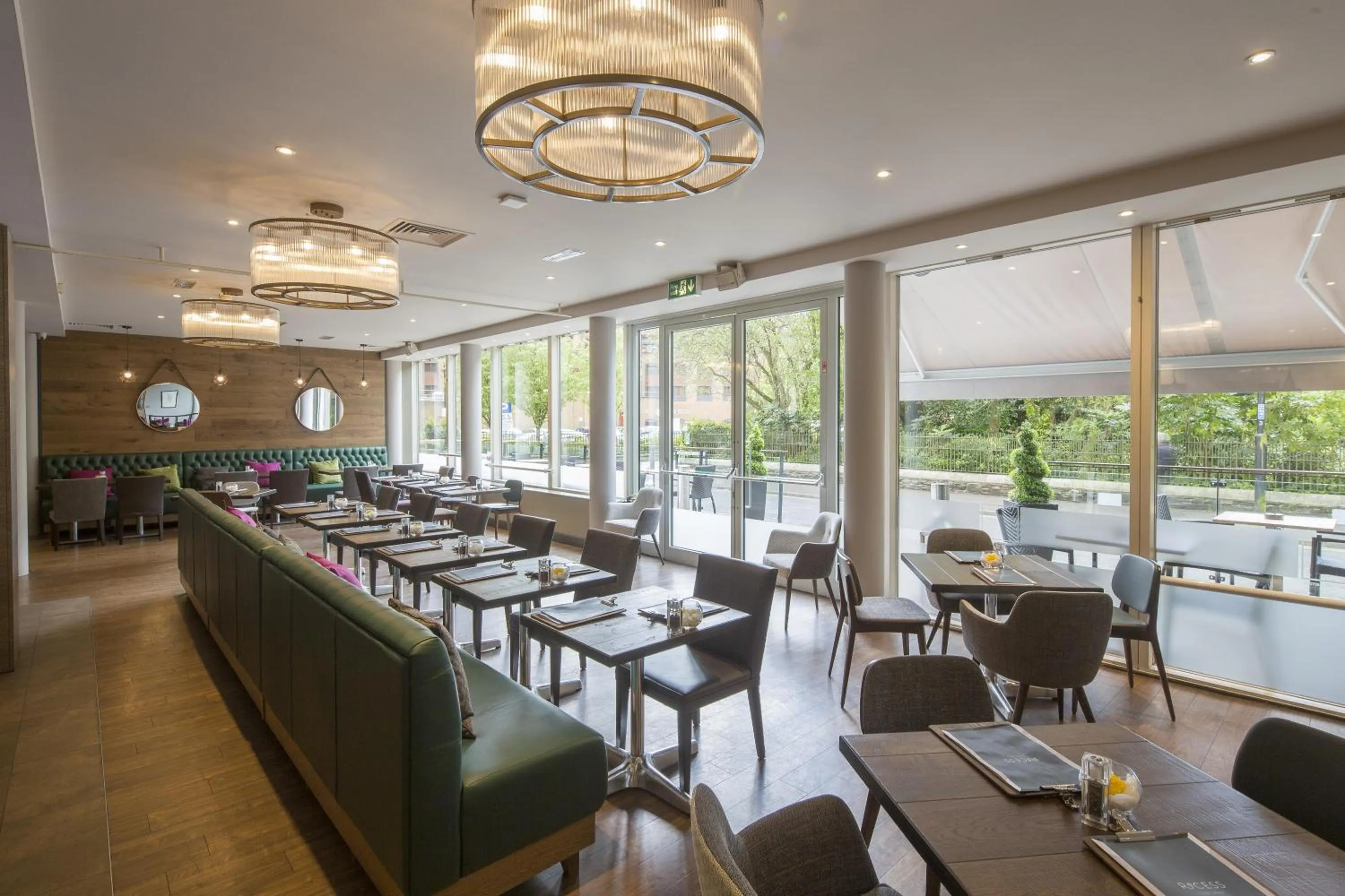 Restaurant/places to eat in Hilton Garden Inn Bristol City Centre